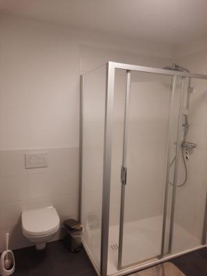 Wohnen auf Zeit Coburg - 5 Zimmer, 15 m&sup2;, 260&euro; | Angebot:26347940