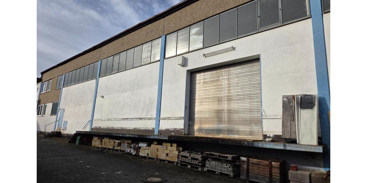 Halle zu vermieten zimmer