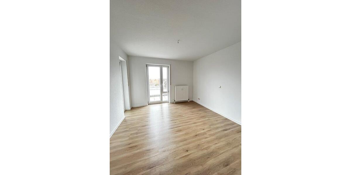 Erdgeschoßwohnung Zwickau Zwickau-West - 3 Zimmer, 71 m&sup2;, 580&euro; | Angebot:25974100