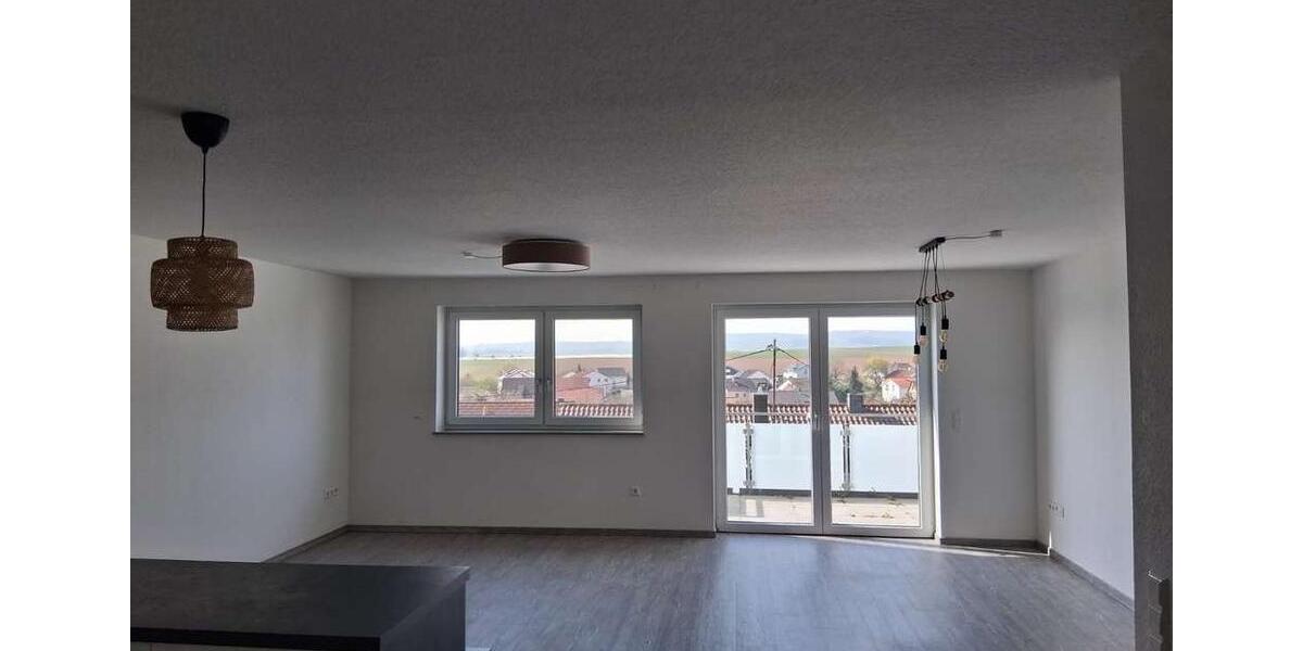 Maisonettenwohnung Brackenheim - 2.5 Zimmer, 104 m&sup2;, 1.210&euro; | Angebot:26611955