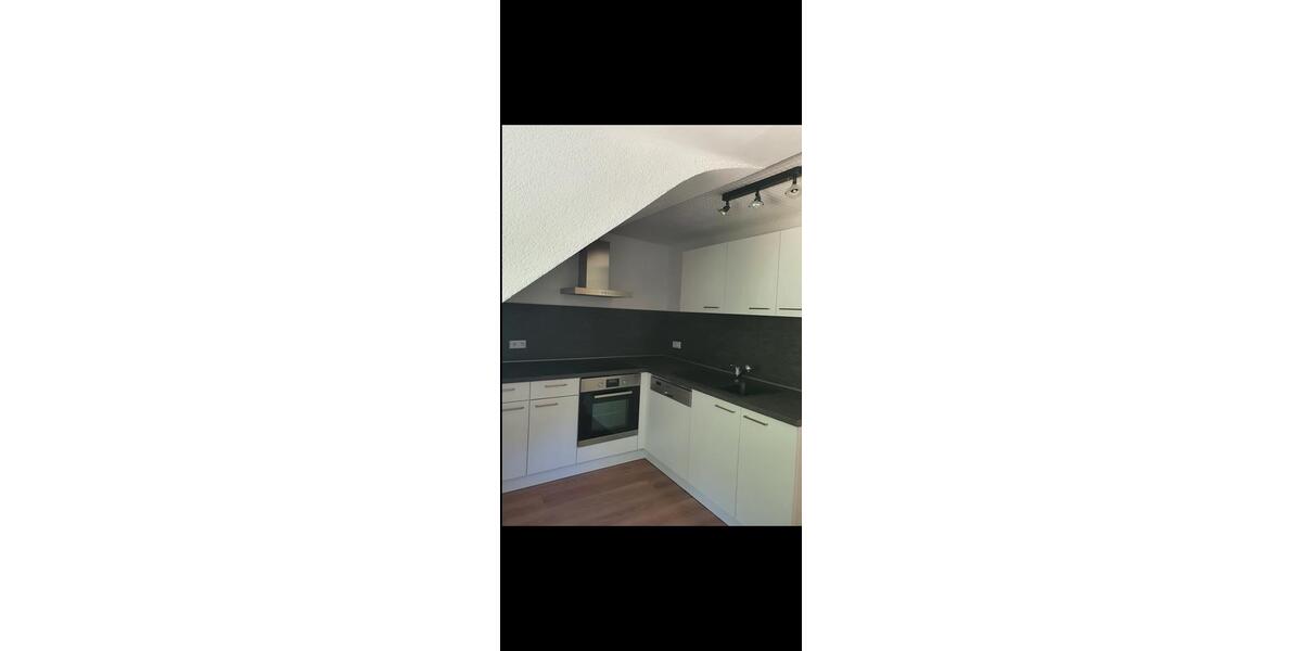 Dachgeschoßwohnung Merzig - 3 Zimmer, 85 m&sup2;, 910&euro; | Angebot:26059607