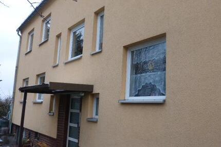 Wohnung Lichtenstein (Sachsen) - 3 Zimmer, 48 m&sup2;, 270&euro; | Angebot:24976463