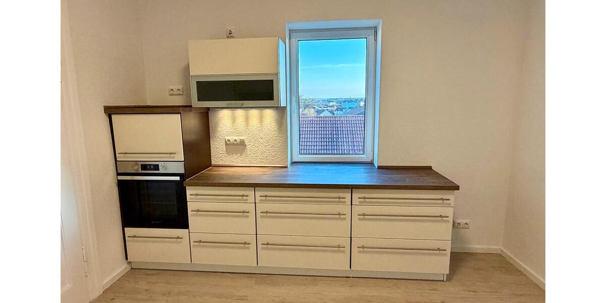 Etagenwohnung Grammetal - 4 Zimmer, 95 m&sup2;, 1.190&euro; | Angebot:26020430