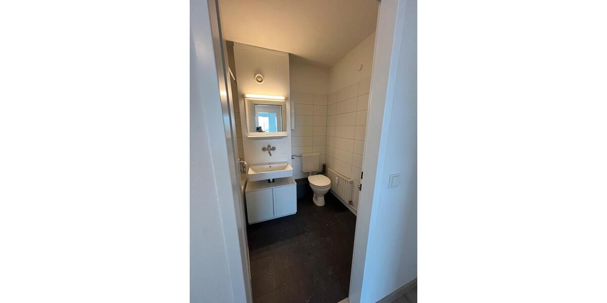 Etagenwohnung Bischofsheim - 2 Zimmer, 63 m&sup2;, 1.250&euro; | Angebot:26613022