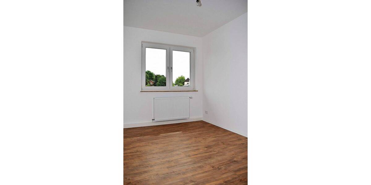 Etagenwohnung Lemgo Brake - 4 Zimmer, 85 m&sup2;, 555&euro; | Angebot:26763939