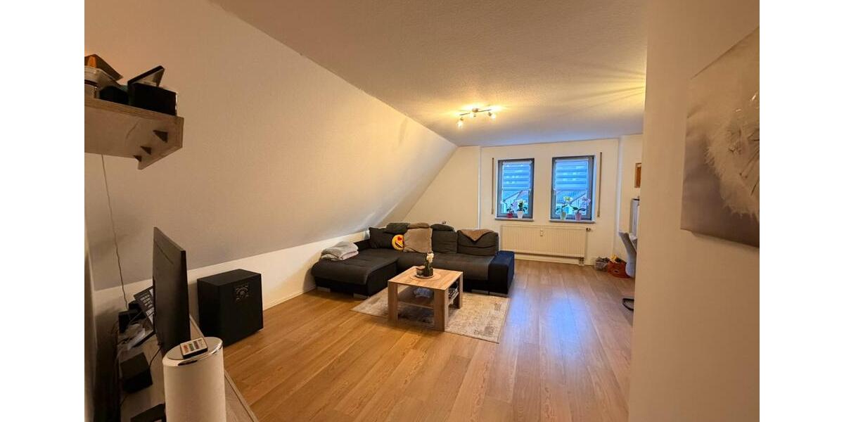 Dachgeschoßwohnung Heilsbronn - 3 Zimmer, 79 m&sup2;, 878&euro; | Angebot:24659526