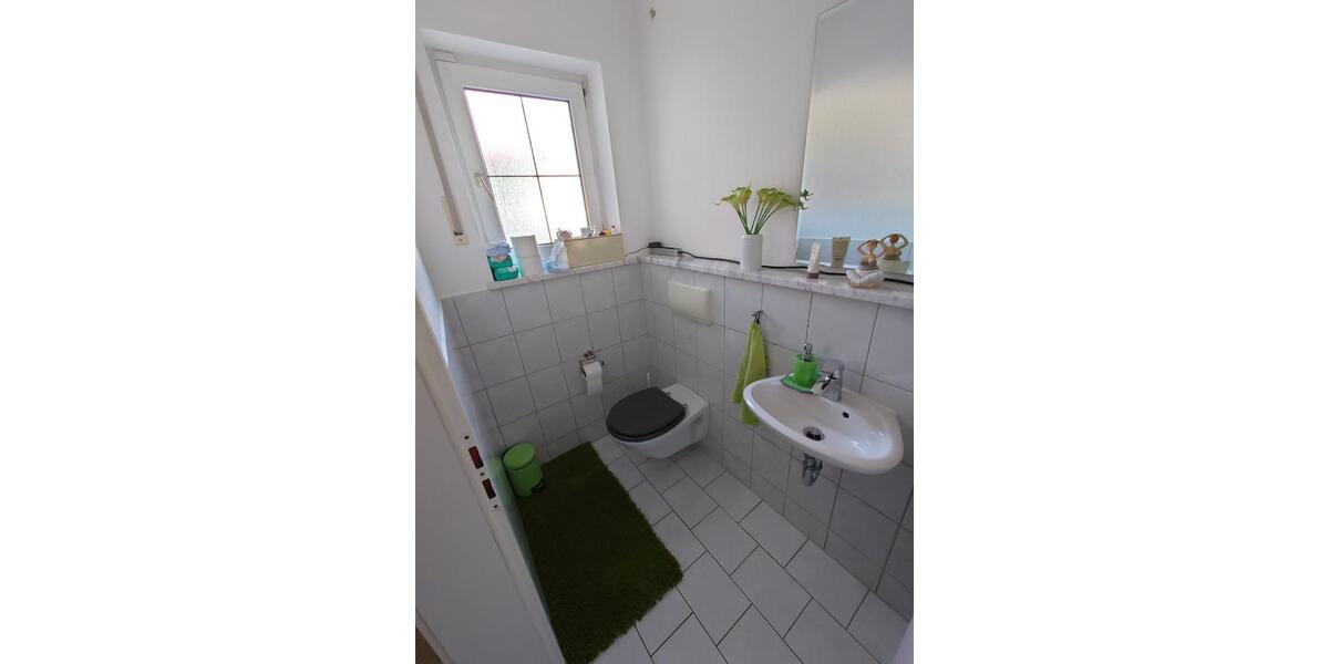 Einfamilienhaus Langquaid - 5 Zimmer, 145 m&sup2;, 1.360&euro; | Angebot:25498242