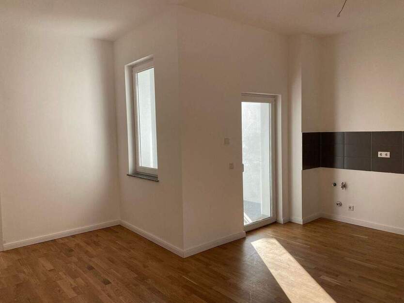 * EBK* Heinrich-Schütz-Str. 14*