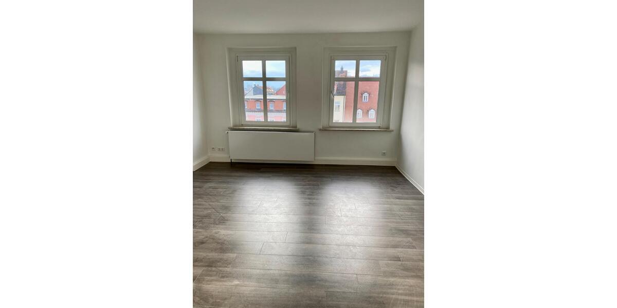 Zeitz Innenstadt, was braucht`s der Worte mehr? Gemütliche & moderne 4 Wohnung 4 zimmer