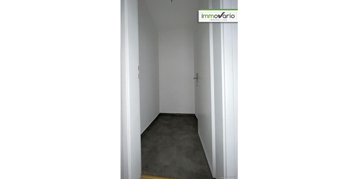 Etagenwohnung Magdeburg Alte Neustadt - 4 Zimmer, 111 m&sup2;, 831&euro; | Angebot:25593213