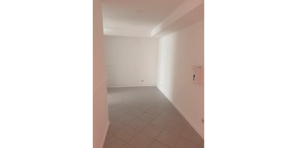Gewerbeobjekt München Schwabing-Freimann - 1.000&euro; | Angebot:26555938