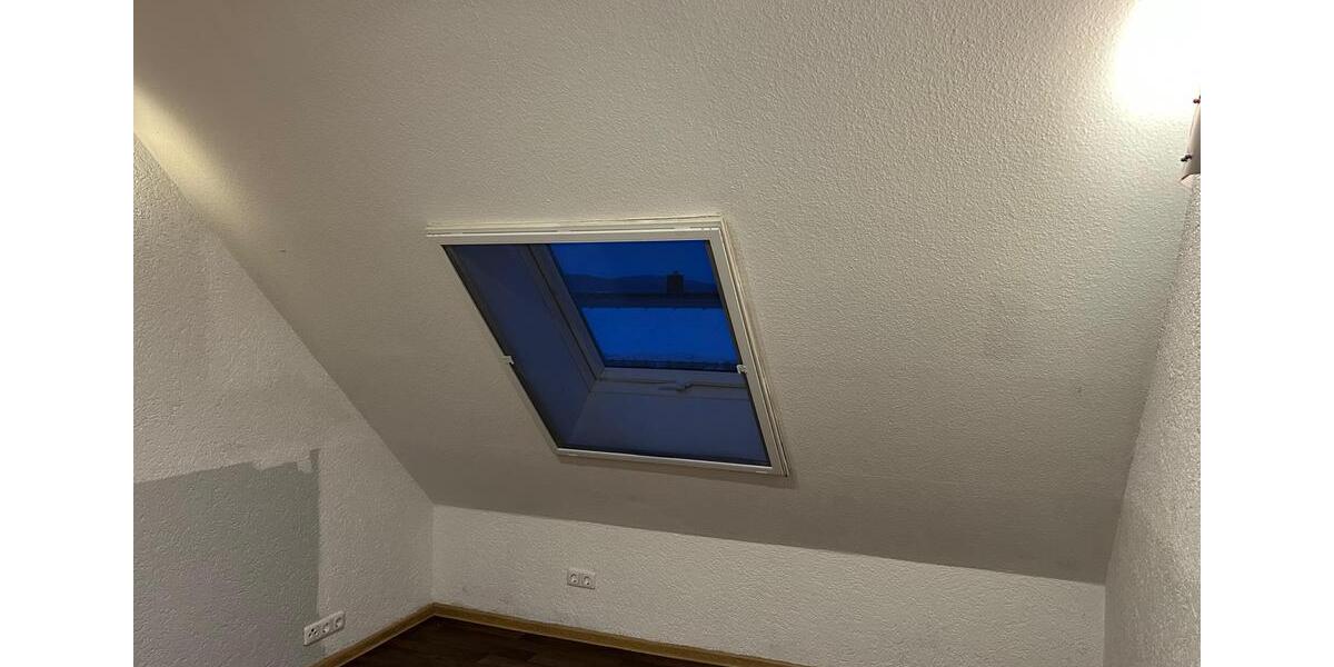 Dachgeschoßwohnung Lohra - 3 Zimmer, 58 m&sup2;, 780&euro; | Angebot:24806183