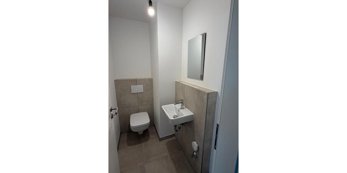 Etagenwohnung Mönchengladbach Süd - 5 Zimmer, 97 m&sup2;, 1.560&euro; | Angebot:26301719