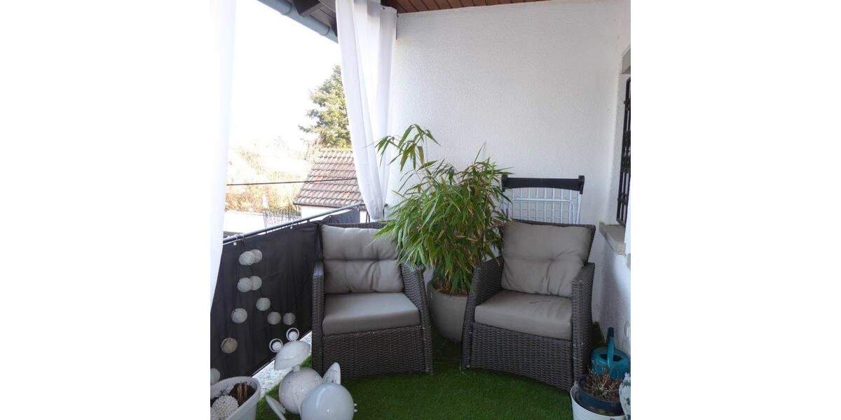 Etagenwohnung Rosbach vor der Höhe Rodheim - 7 Zimmer, 170 m&sup2;, 1.550&euro; | Angebot:24657672