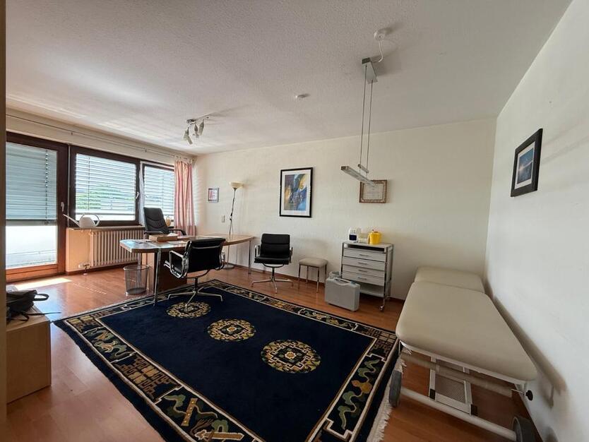 Großer TherapieBüroraum (ca 20 qm)