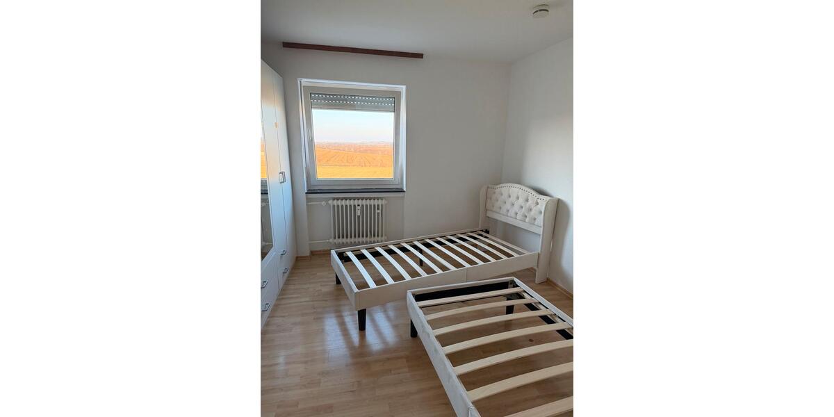 Etagenwohnung Schrozberg - 4.5 Zimmer, 90 m&sup2;, 850&euro; | Angebot:26415123