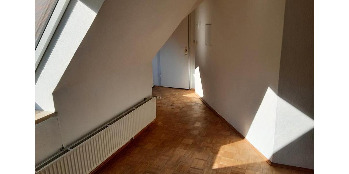 Etagenwohnung Schwarzenbek - 5.5 Zimmer, 160 m&sup2;, 1.400&euro; | Angebot:26237319