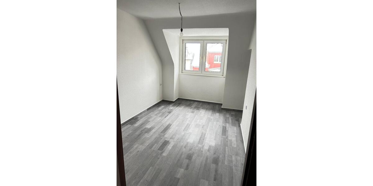 Dachgeschoßwohnung Erfurt Daberstedt - 4 Zimmer, 73 m&sup2;, 720&euro; | Angebot:25080053