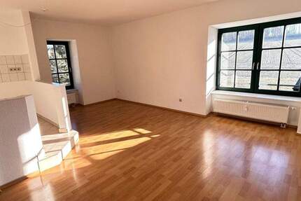 ATTRAKTIVE MAISONETTWOHNUNG SUCHT NEUE MIETER!!! 4 zimmer