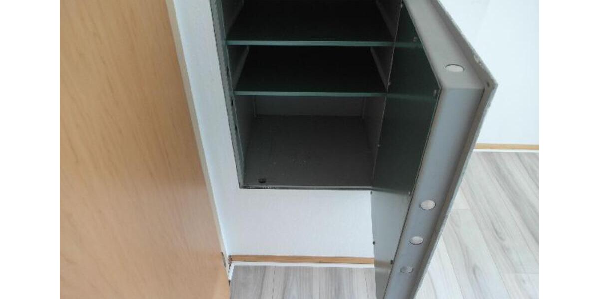 Erdgeschoßwohnung Hameln Kernstadt - 4.5 Zimmer, 140 m&sup2;, 990&euro; | Angebot:25125378