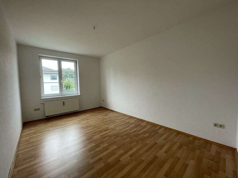 Wohnen mit Balkon + Einbauküche in ruhiger Lage!