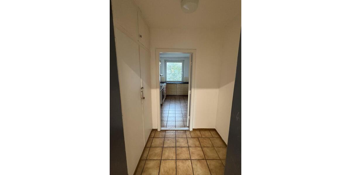 Etagenwohnung Bad Oldesloe - 4 Zimmer, 90 m&sup2;, 1.300&euro; | Angebot:26624197