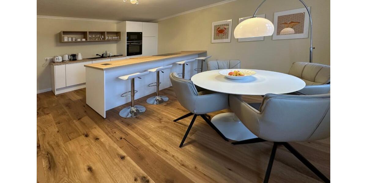 Dachgeschoßwohnung Anklam - 4 Zimmer, 100 m&sup2;, 1.850&euro; | Angebot:23783754