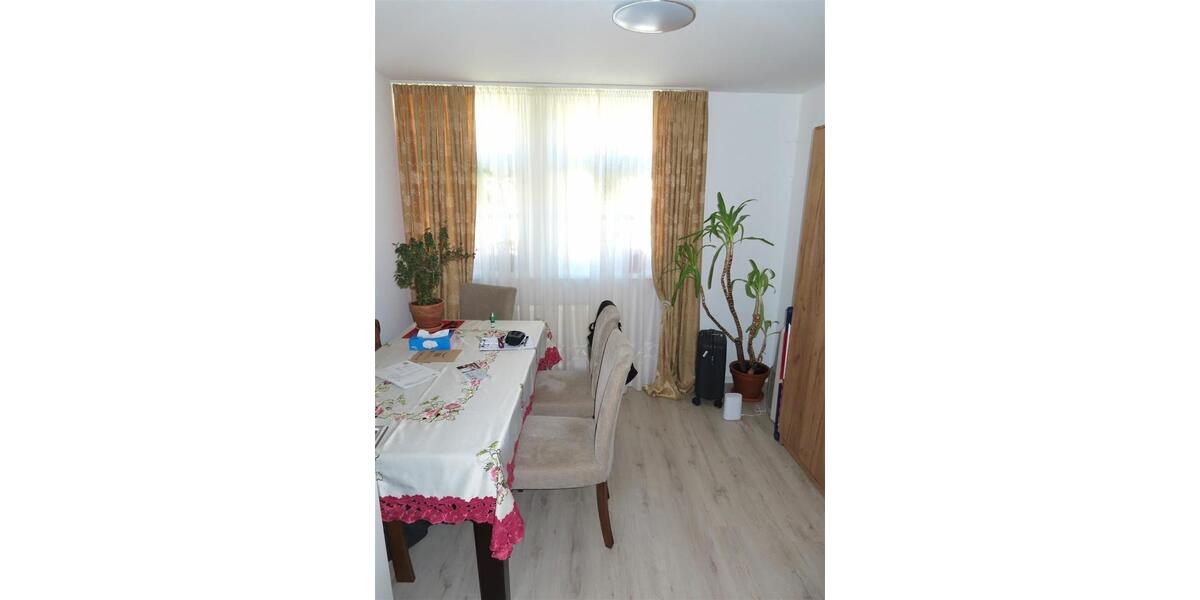 Etagenwohnung Staufenberg - 3 Zimmer, 55 m&sup2;, 455&euro; | Angebot:26348244