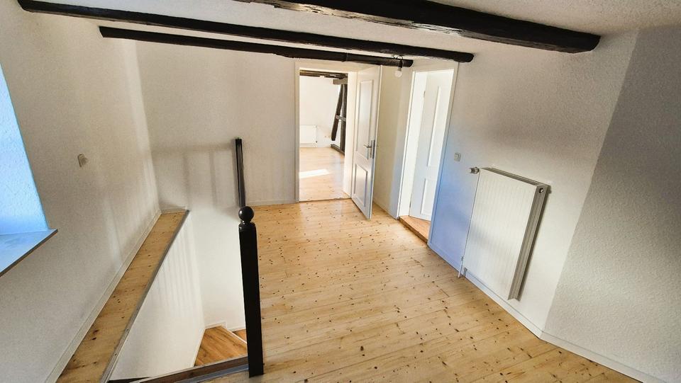 Etagenwohnung Roßleben-Wiehe Wiehe - 5 Zimmer, 165 m&sup2;, 1.000&euro; | Angebot:24187691