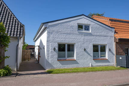 Haus Norddeich - 5 Zimmer, 100 m&sup2;, 875&euro; | Angebot:26741178