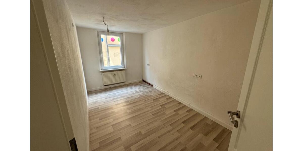 Etagenwohnung Rottenburg am Neckar - 1 Zimmer, 70 m&sup2;, 750&euro; | Angebot:26665996