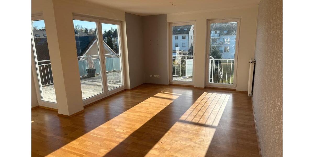 Dachgeschoßwohnung Koblenz Bubenheim - 3 Zimmer, 160 m&sup2;, 1.200&euro; | Angebot:24749747