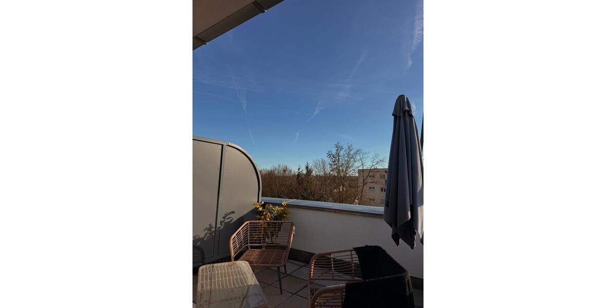 Penthouse zur Zwischenmiete, voll möbliert, 20 min nach Stuttgart 3.5 zimmer
