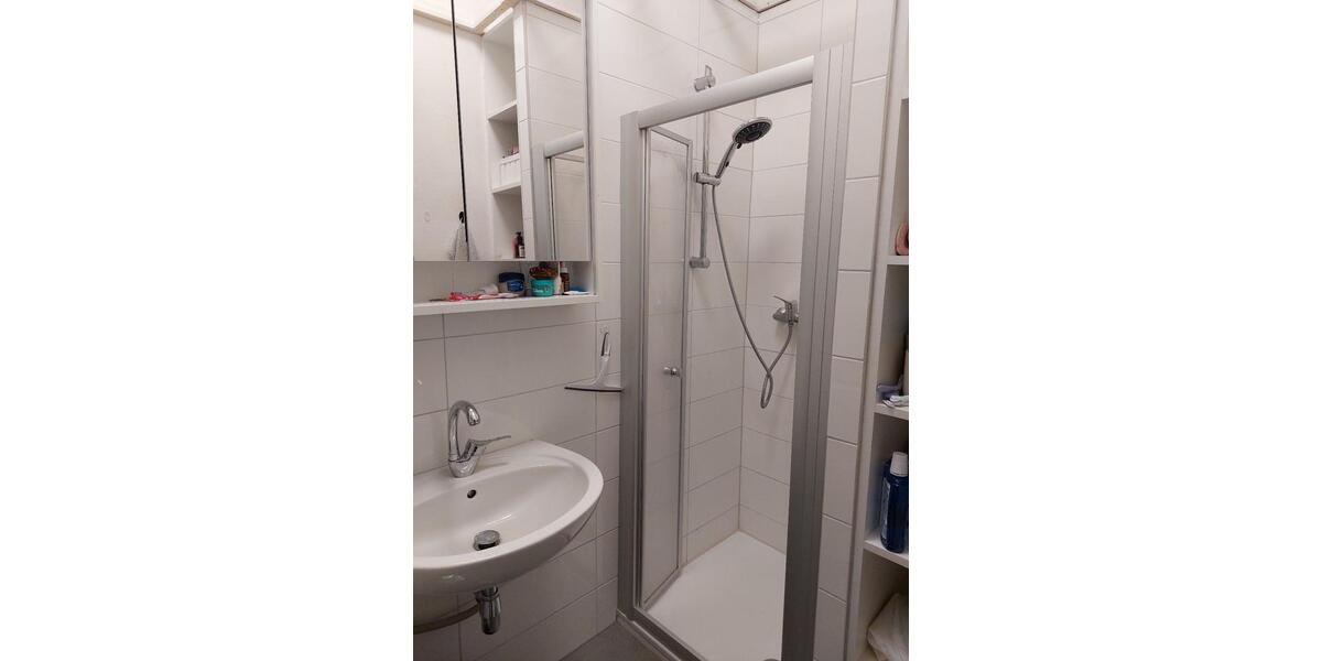 Wohnen auf Zeit Freiburg im Breisgau Oberau - 24 Zimmer, 34 m&sup2;, 780&euro; | Angebot:26602793
