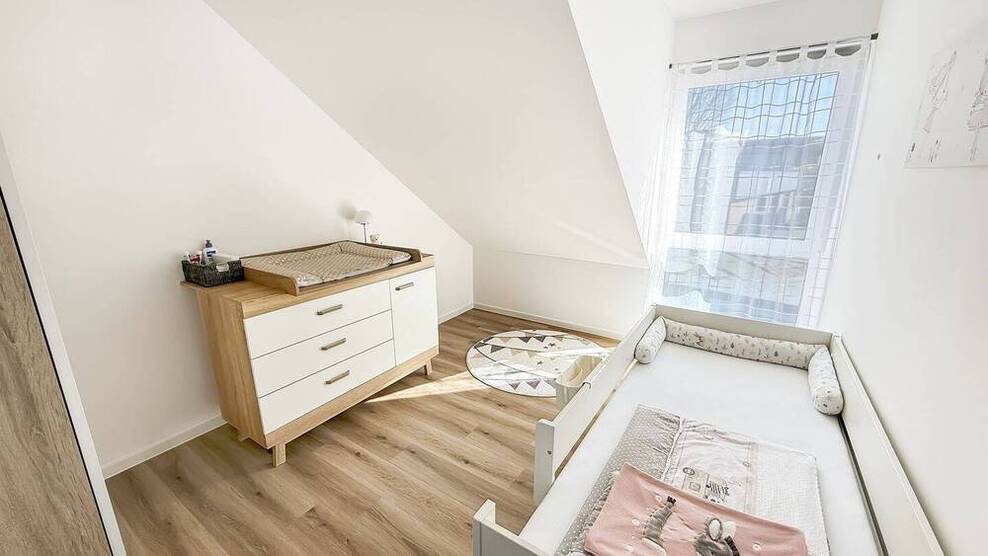 Neubau Reihenmittelhaus (KfW 40 EE) mit Erdwärme, in sehr guter Lage zum Delbrücker Zentrum