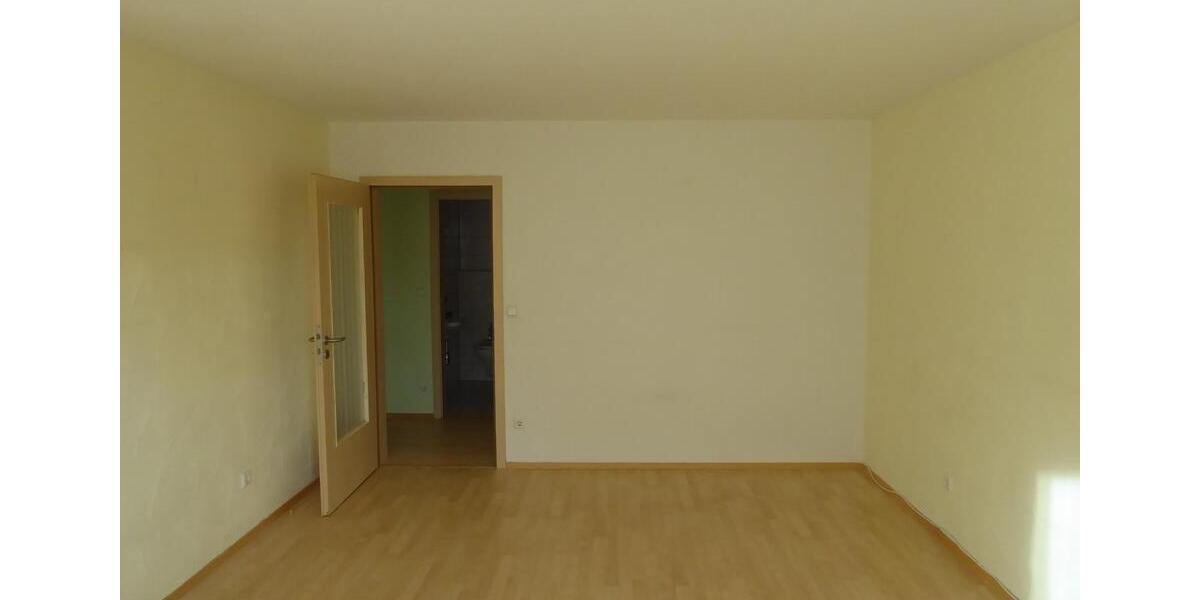 Erdgeschoßwohnung Calw - 3 Zimmer, 72 m&sup2;, 750&euro; | Angebot:24610914