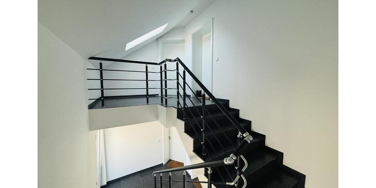 Dachgeschoßwohnung Steinhagen - 2 Zimmer, 80 m&sup2;, 920&euro; | Angebot:25491123