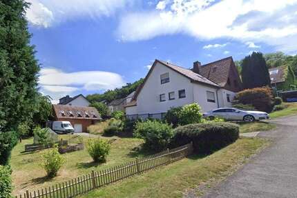 Haus zum Mieten in Bielefeld Stieghorst 2.250 € 262.07 m²