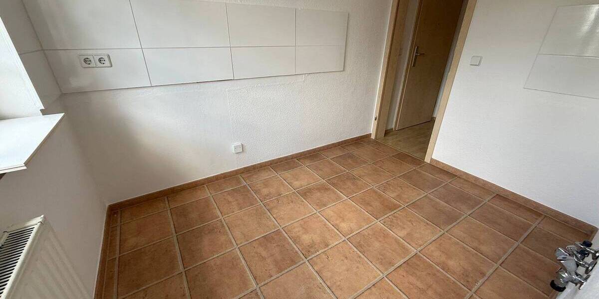 Etagenwohnung Chemnitz Gablenz - 2 Zimmer, 49 m&sup2;, 305&euro; | Angebot:26763886