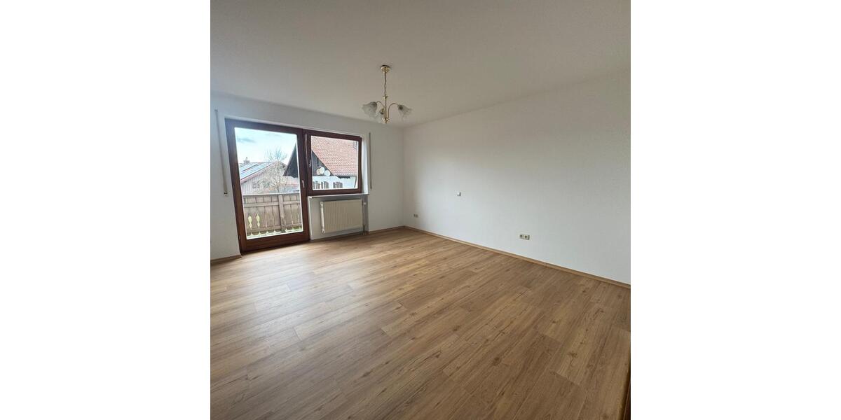 Etagenwohnung Wittibreut - 4 Zimmer, 127 m&sup2;, 710&euro; | Angebot:26004640