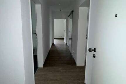 Wohnung Wolfenbüttel - 3 Zimmer, 75 m&sup2;, 576&euro; | Angebot:26586304