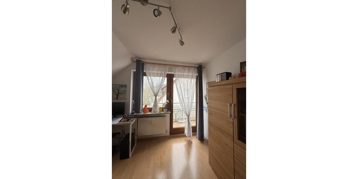 Dachgeschoßwohnung Freudenstadt - 4 Zimmer, 81 m&sup2;, 790&euro; | Angebot:26618148