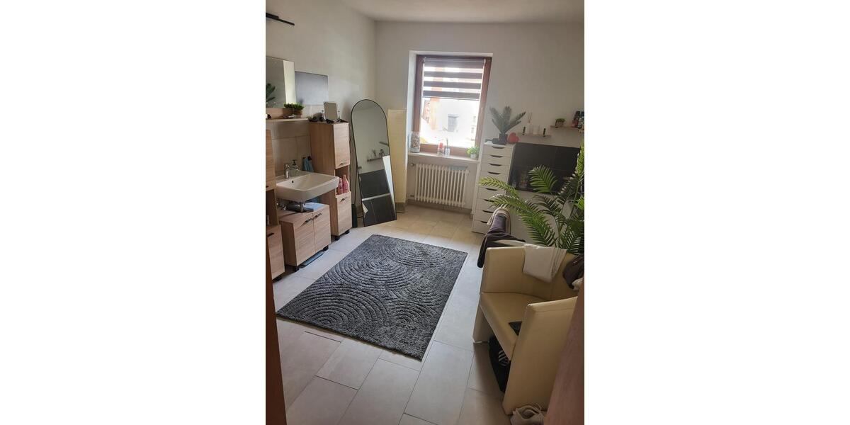 Etagenwohnung Elsendorf - 4 Zimmer, 149 m&sup2;, 1.569&euro; | Angebot:26225252