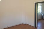 Dachgeschoßwohnung Eschershausen - 2.5 Zimmer, 90 m&sup2;, 500&euro; | Angebot:26690145