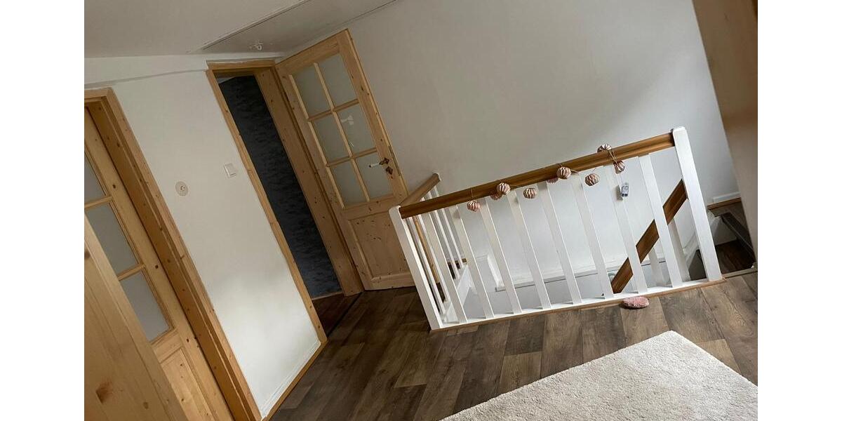 Einfamilienhaus Knüllwald - 4 Zimmer, 75 m&sup2;, 600&euro; | Angebot:24650010