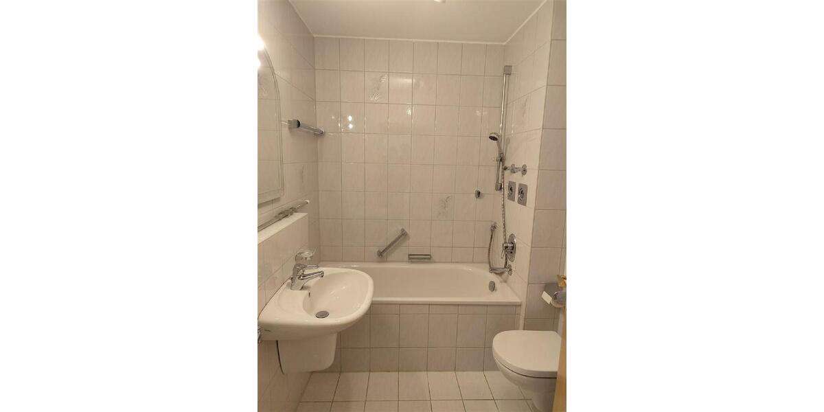 Etagenwohnung Vilsbiburg - 2.5 Zimmer, 57 m&sup2;, 630&euro; | Angebot:26679169