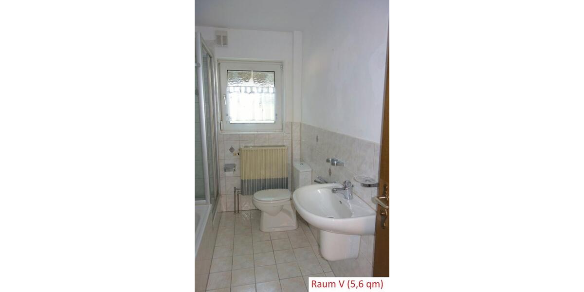 Erdgeschoßwohnung Waigolshausen - 4 Zimmer, 100 m&sup2;, 700&euro; | Angebot:26263175