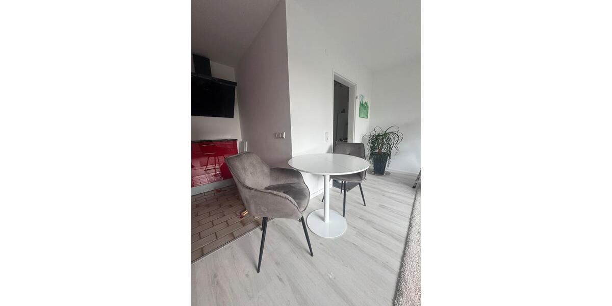 Erstbezug nach Sanierung 2 Zi.- vollausgestattet mit neuer Küche 2 zimmer