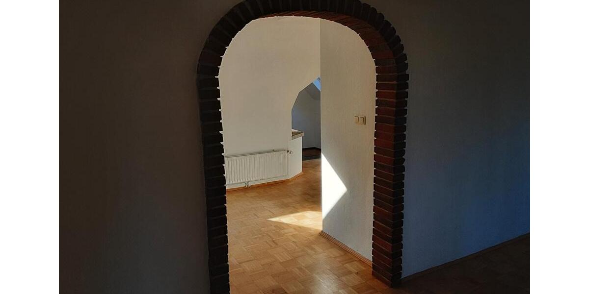 Etagenwohnung Schwarzenbek - 5.5 Zimmer, 160 m&sup2;, 1.400&euro; | Angebot:26237319
