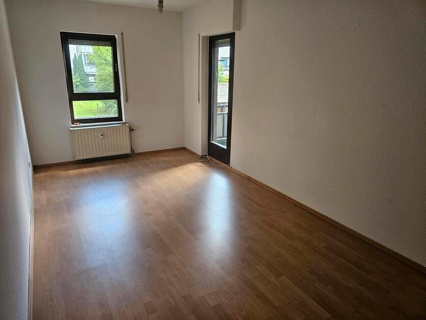 Stilvolle 2-Zimmer-Wohnung mit Balkon und Einbauküche
